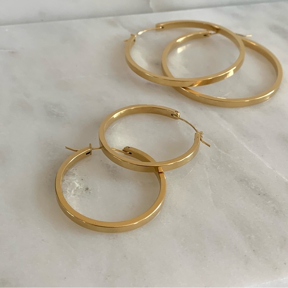 18k gold Hoop Earrings, thick gold hoop, big hoop earrings, medium gold hoops - Picture 6 of 13